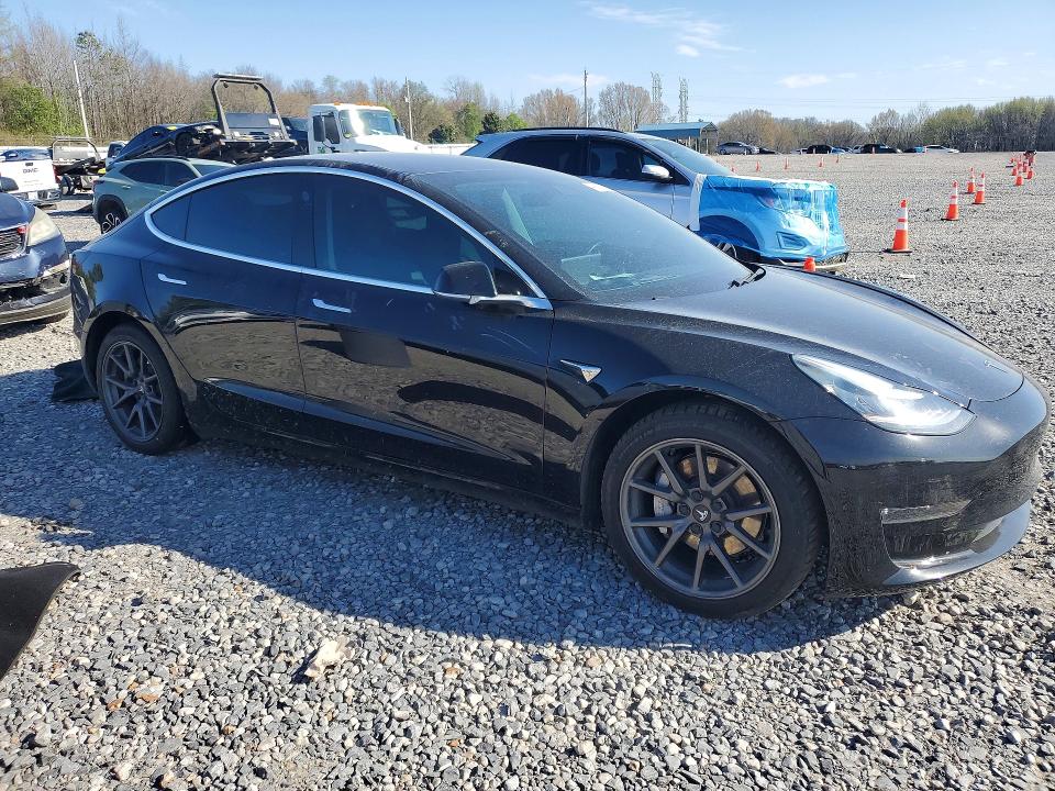 46188646 :رقم المزاد ، 5YJ3E1EA1KF306621 vin ، 2019 Tesla Model 3 مزاد بيع