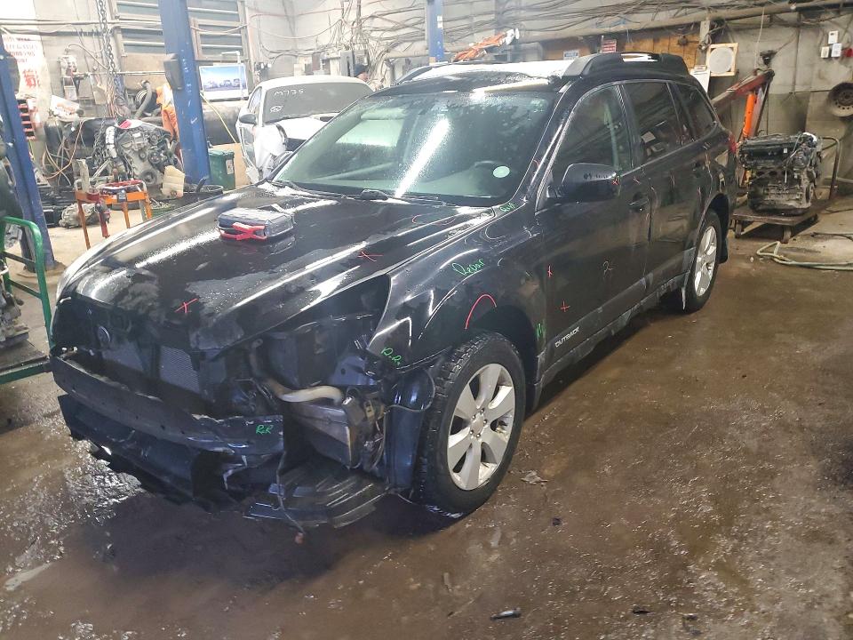 41989706 :رقم المزاد ، 4S4BRGBC0D3234704 vin ، 2013 Subaru Outback مزاد بيع