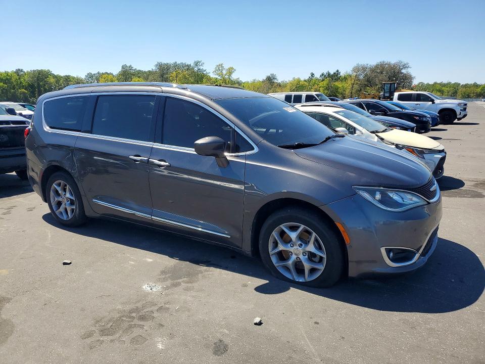 Продажа на аукционе авто 2017 Chrysler Pacifica, vin: 2C4RC1EG8HR622213, номер лота: 46959386
