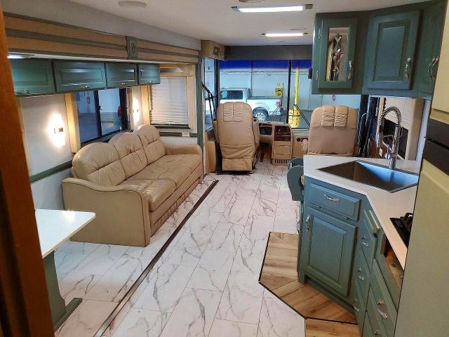 Продаж на аукціоні авто 2004 Frht Chasis, vin: 4UZABFDC64CN33251, номер лоту: 47432986
