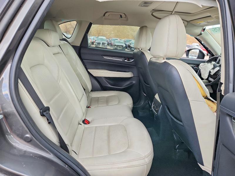 Продаж на аукціоні авто 2018 Mazda Cx-5, vin: JM3KFADM0J1348779, номер лоту: 79759575