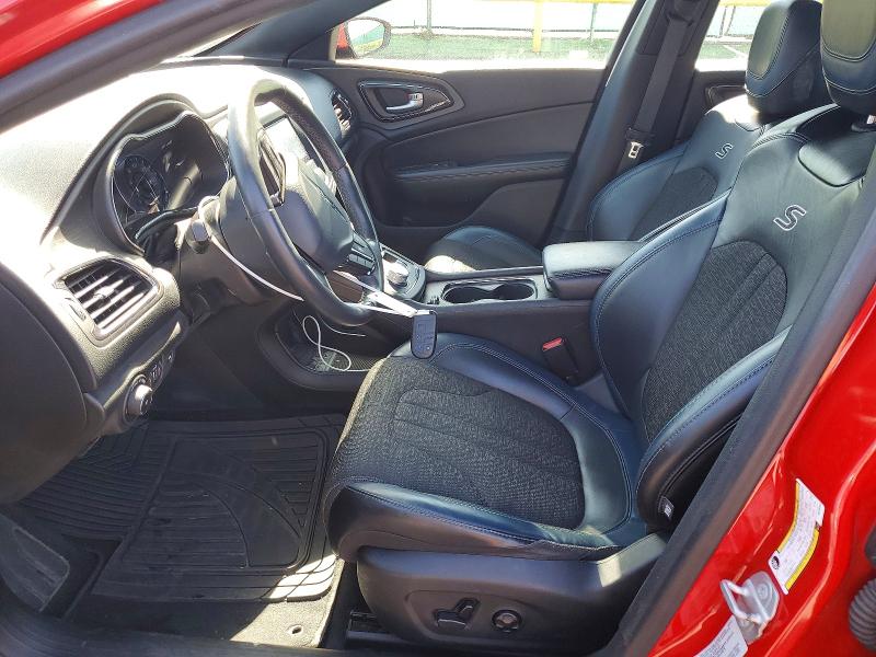41897966 :رقم المزاد ، 1C3CCCDG7GN158463 vin ، 2016 Chrysler 200 مزاد بيع