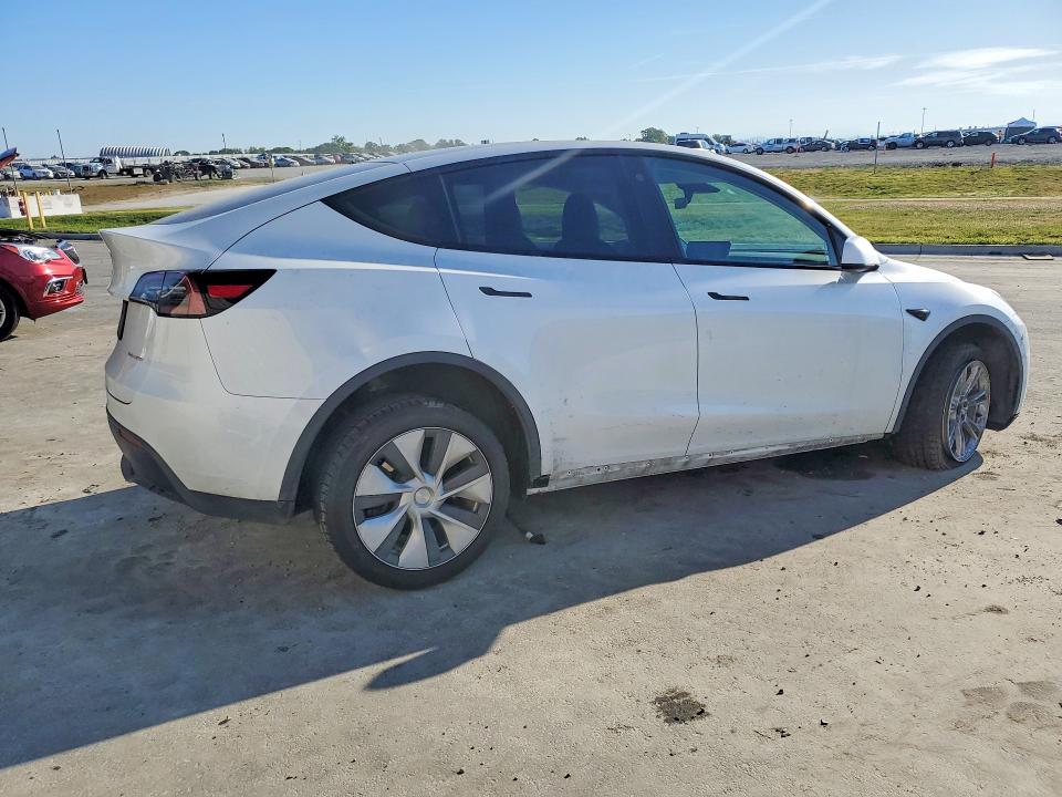 Продаж на аукціоні авто 2023 Tesla Model Y, vin: 7SAYGDEEXPF741569, номер лоту: 46398226