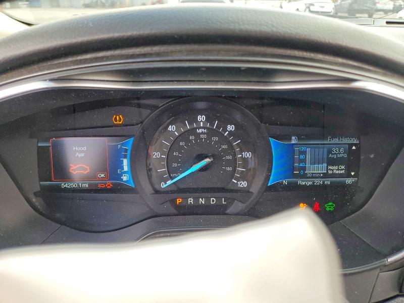 41663746 :رقم المزاد ، 3FA6P0SU8LR261036 vin ، 2020 Ford Fusion مزاد بيع