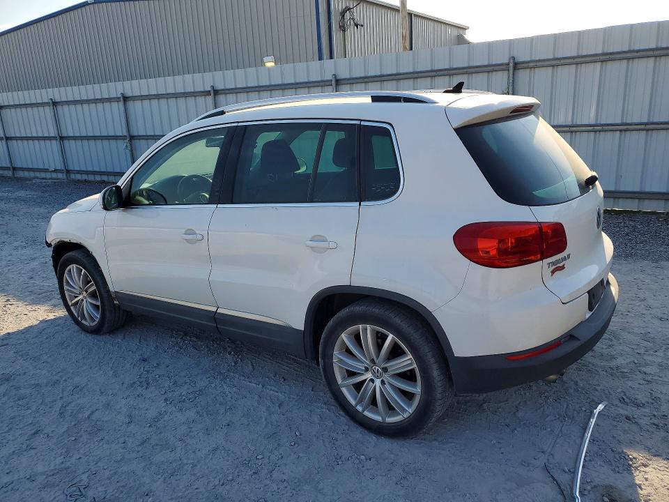 2014 Volkswagen Tiguan მანქანა იყიდება აუქციონზე, vin: WVGAV3AX6EW542996, აუქციონის ნომერი: 47505736