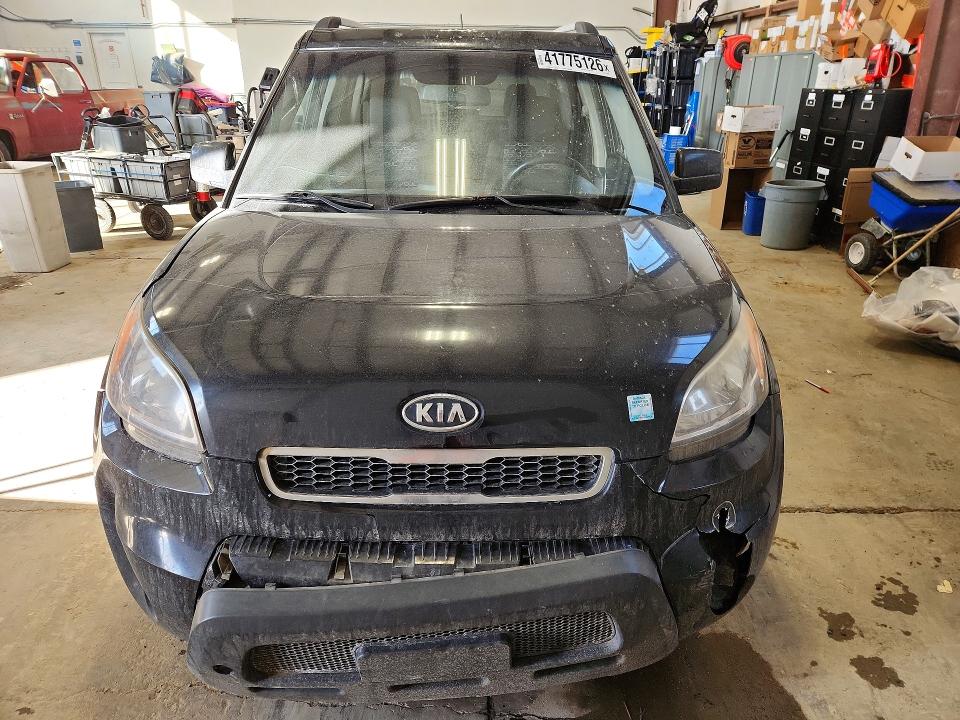 2011 Kia Soul მანქანა იყიდება აუქციონზე, vin: KNDJT2A2XB7734940, აუქციონის ნომერი: 41775126