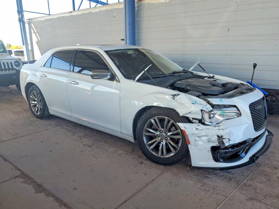 Продаж на аукціоні авто 2016 Chrysler 300c, vin: 2C3CCAEG9GH198071, номер лоту: 45678516