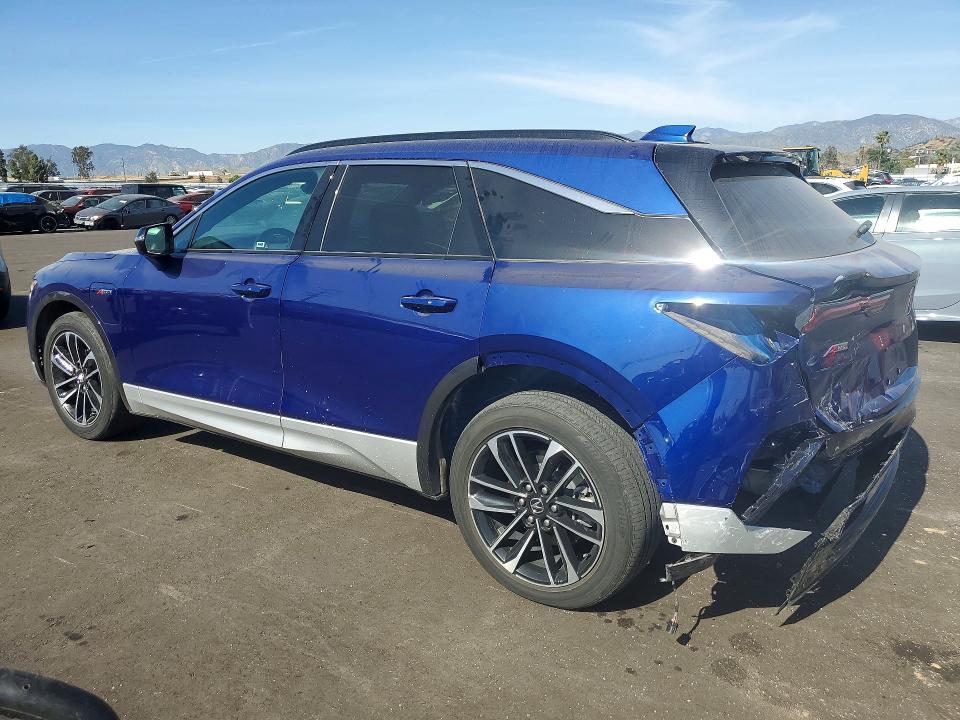 45869156 :رقم المزاد ، 4W5KHNRL6RZ512093 vin ، 2024 Acura Zdx مزاد بيع