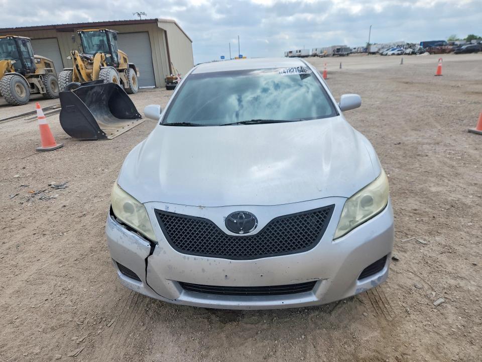 47827646 :رقم المزاد ، 4T4BF3EKXBR179115 vin ، 2011 Toyota Camry مزاد بيع