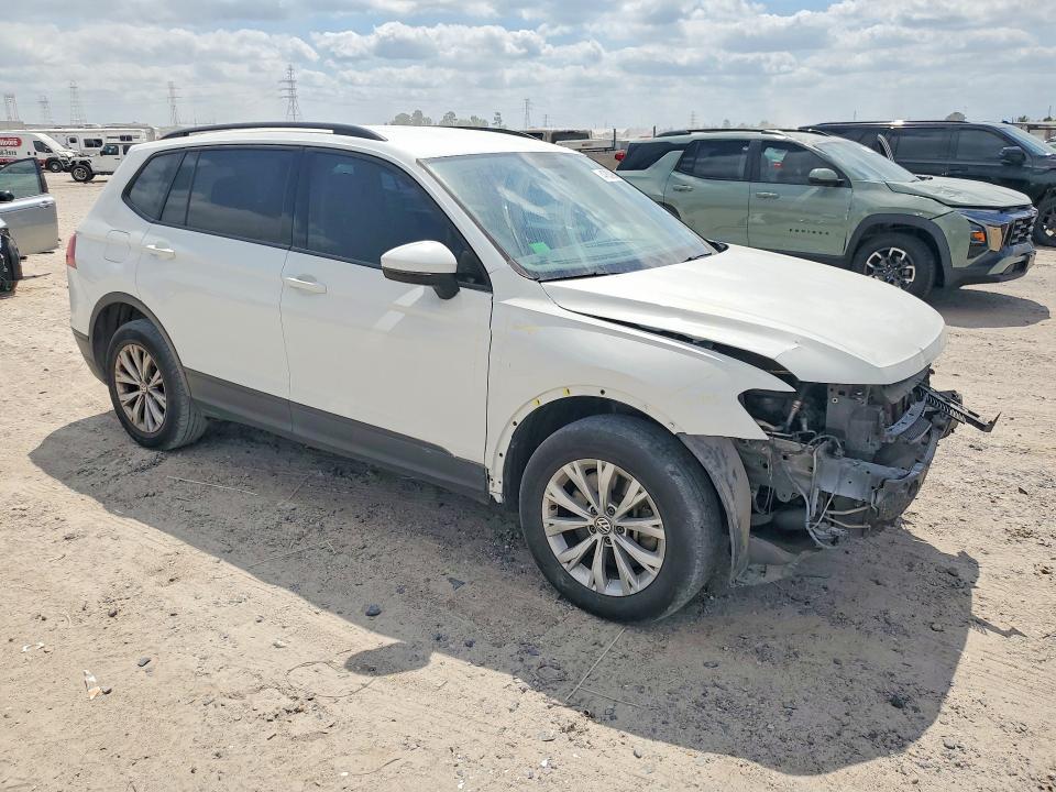 Aukcja sprzedaży 2018 Volkswagen Tiguan, vin: 3VV1B7AX4JM122489, numer aukcji: 47639846