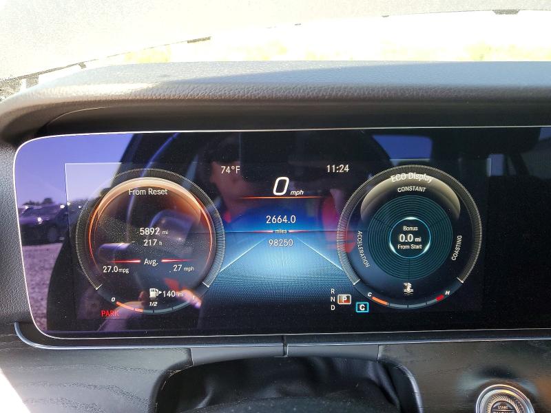 46682476 :رقم المزاد ، W1KZF8DB9NB064376 vin ، 2022 Mercedes-benz E مزاد بيع