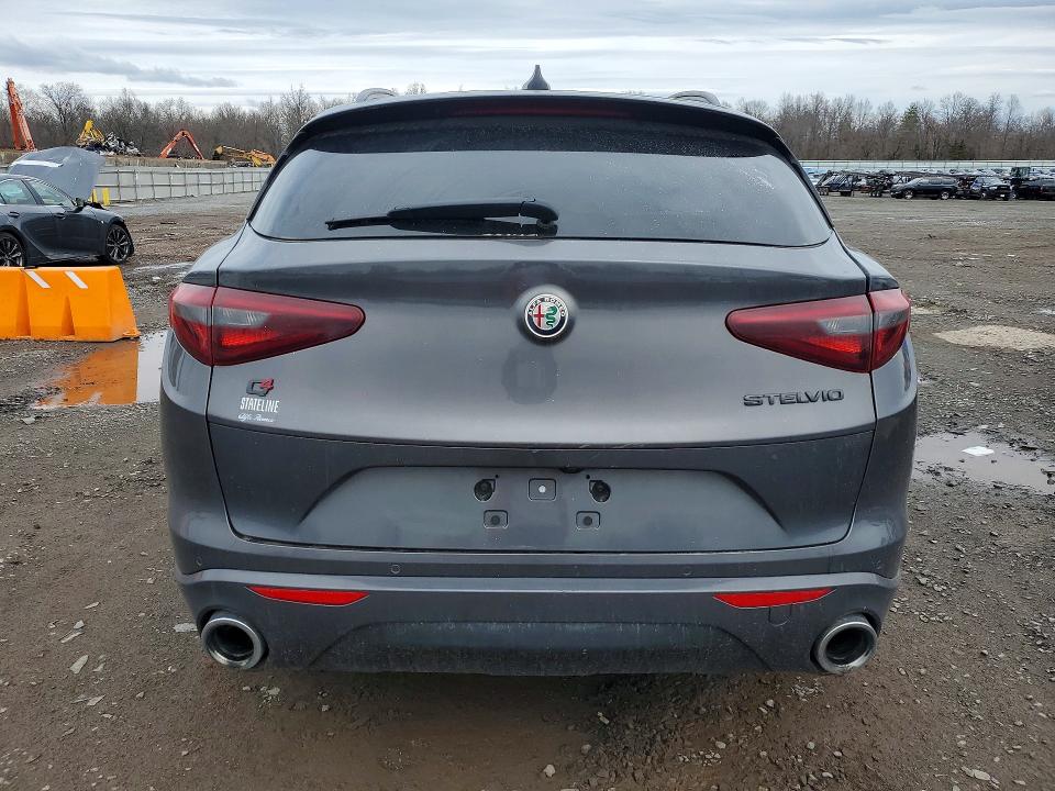47589816 :رقم المزاد ، ZASPAKBN0M7D09519 vin ، 2021 Alfa Romeo Stelvio مزاد بيع