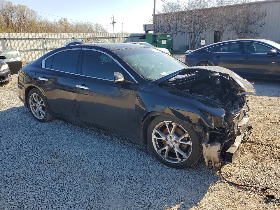 46884086 :رقم المزاد ، 1N4AA5AP5DC844555 vin ، 2013 Nissan Maxima مزاد بيع
