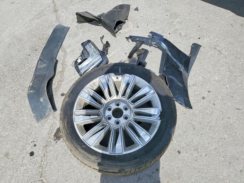 48060646 :رقم المزاد ، 1GYS4BKJ3KR194871 vin ، 2019 Cadillac Escalade مزاد بيع