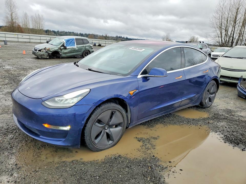 Продажа на аукционе авто 2018 Tesla Model 3, vin: 5YJ3E1EA6JF019614, номер лота: 45862596