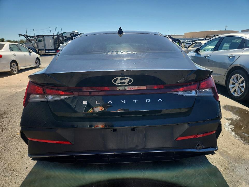 Продажа на аукционе авто 2024 Hyundai Elantra, vin: KMHLM4DG8RU835118, номер лота: 79792065