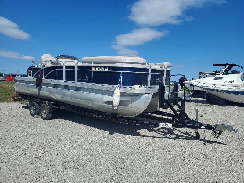 45486476 :رقم المزاد ، ETWA0339C414 vin ، 2014 Bennington Marine 24slx Epp Tritoon مزاد بيع