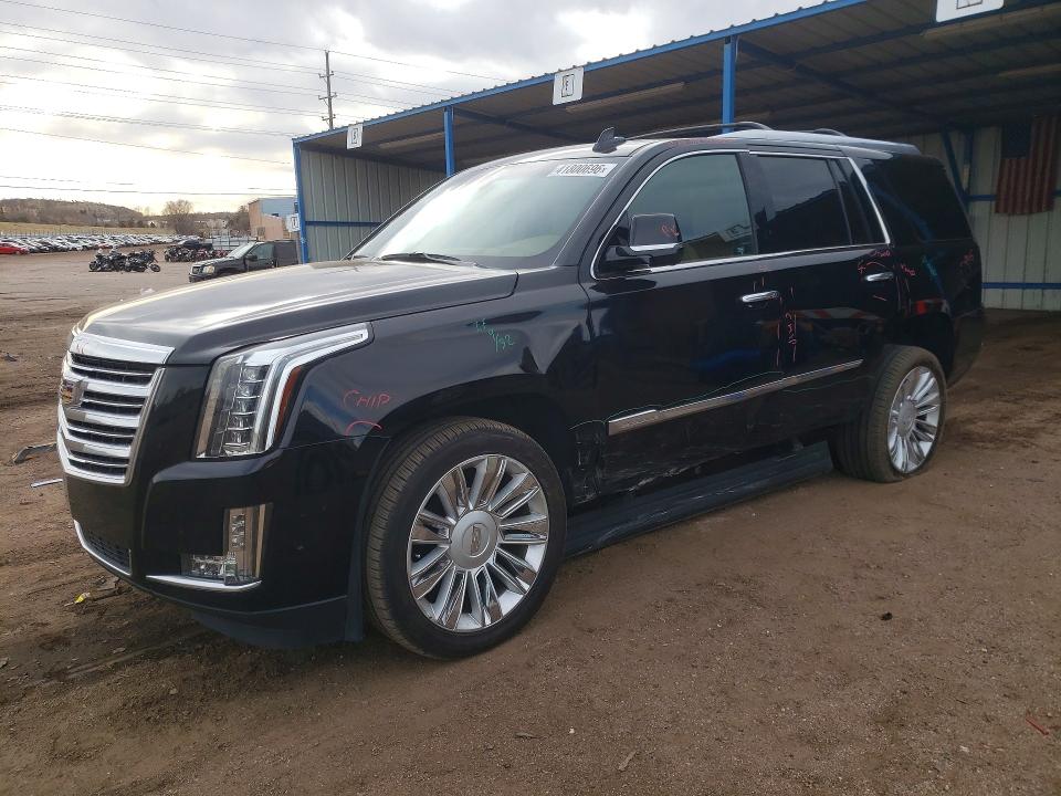 41800696 :رقم المزاد ، 1GYS4DKJ2HR236449 vin ، 2017 Cadillac Escalade مزاد بيع