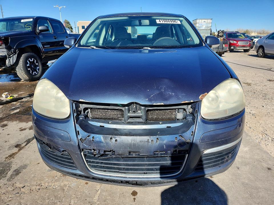 Продажа на аукционе авто 2009 Volkswagen Jetta, vin: 3VWJM71K29M143847, номер лота: 41986996