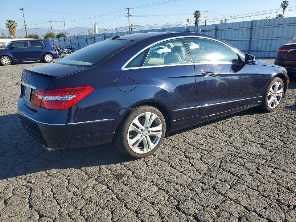 Продаж на аукціоні авто 2011 Mercedes-benz E, vin: WDDKJ5GB1BF093708, номер лоту: 46956066
