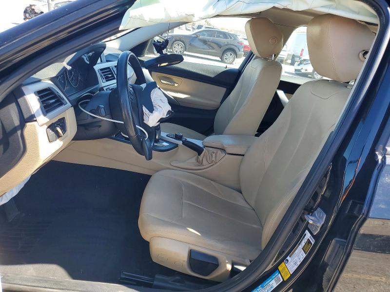 45782806 :رقم المزاد ، WBA8A9C34HAC99766 vin ، 2017 Bmw 320 مزاد بيع