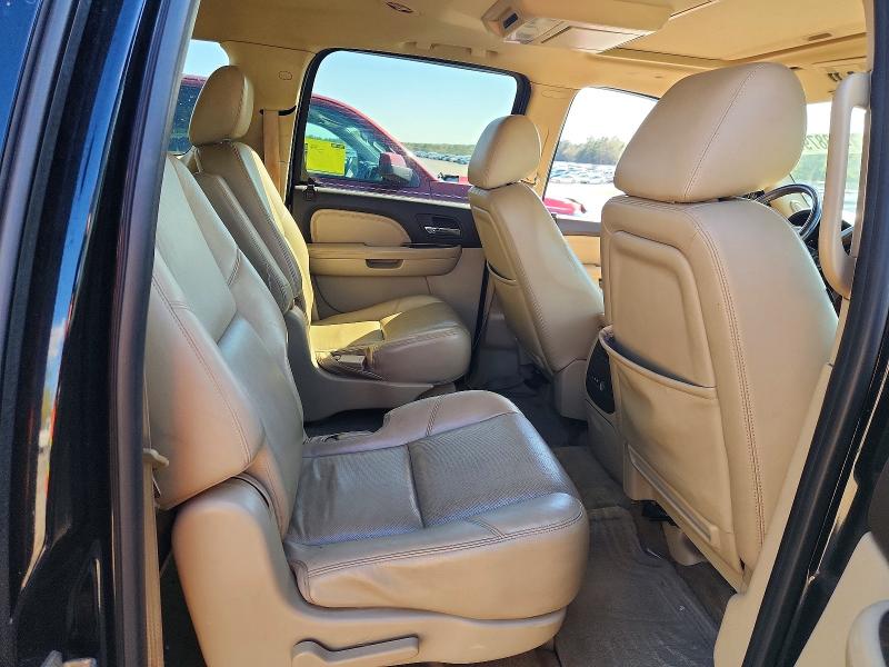 2011 Gmc Yukon Xl მანქანა იყიდება აუქციონზე, vin: 1GKS2MEF7BR194049, აუქციონის ნომერი: 46387976