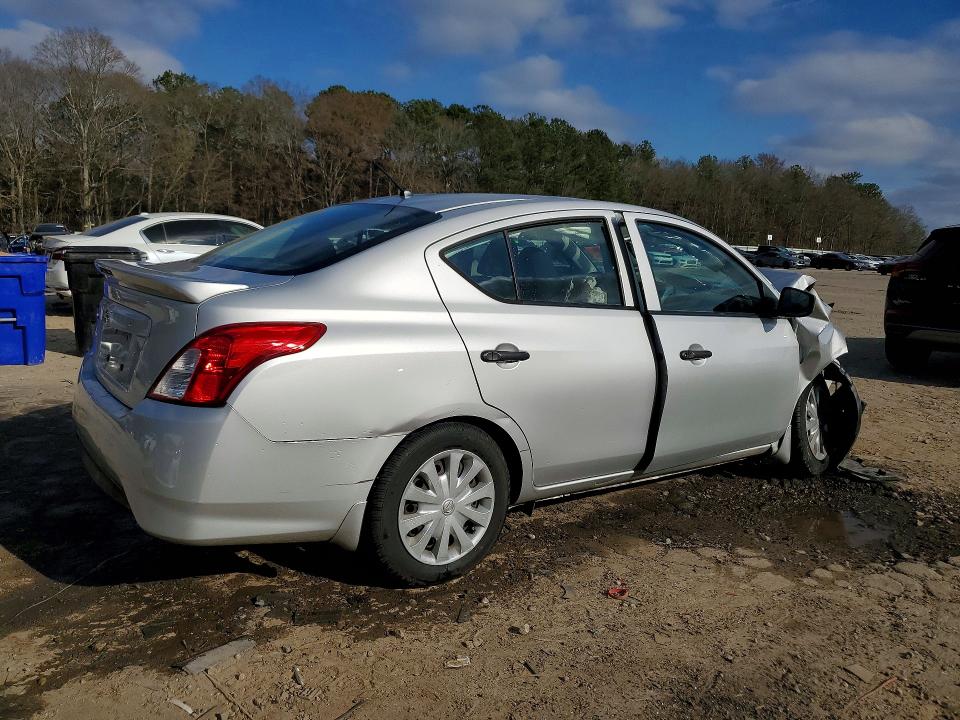 Продаж на аукціоні авто 2018 Nissan Versa, vin: 3N1CN7AP5JL832511, номер лоту: 79801395