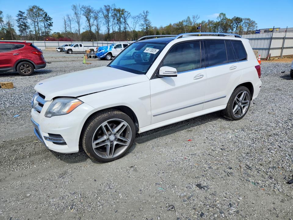 46178526 :رقم المزاد ، WDCGG5HB9FG374517 vin ، 2015 Mercedes-benz Glk مزاد بيع