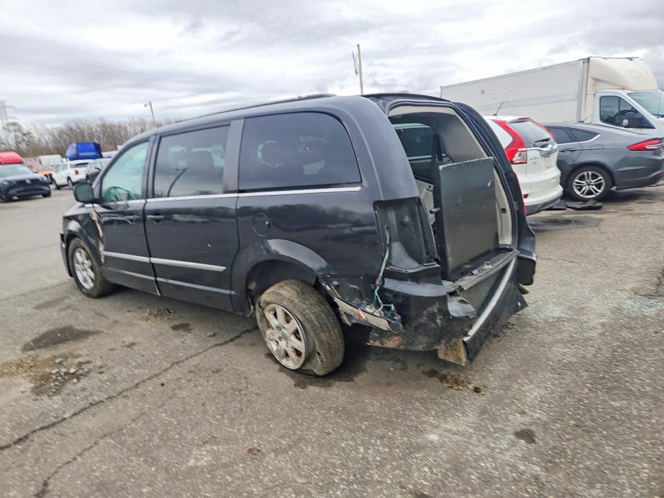 45490086 :رقم المزاد ، 2C4RC1BG6CR116182 vin ، 2012 Chrysler Town & Country مزاد بيع