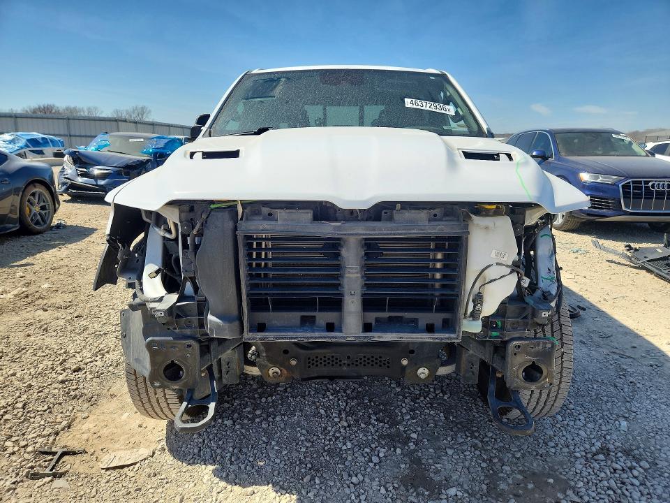 46372936 :رقم المزاد ، 1C6SRFLTXMN598959 vin ، 2021 Ram 1500 مزاد بيع