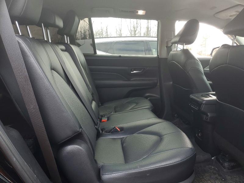 41785476 :رقم المزاد ، 5TDAAAB58RS028137 vin ، 2024 Toyota Grand Highlander مزاد بيع