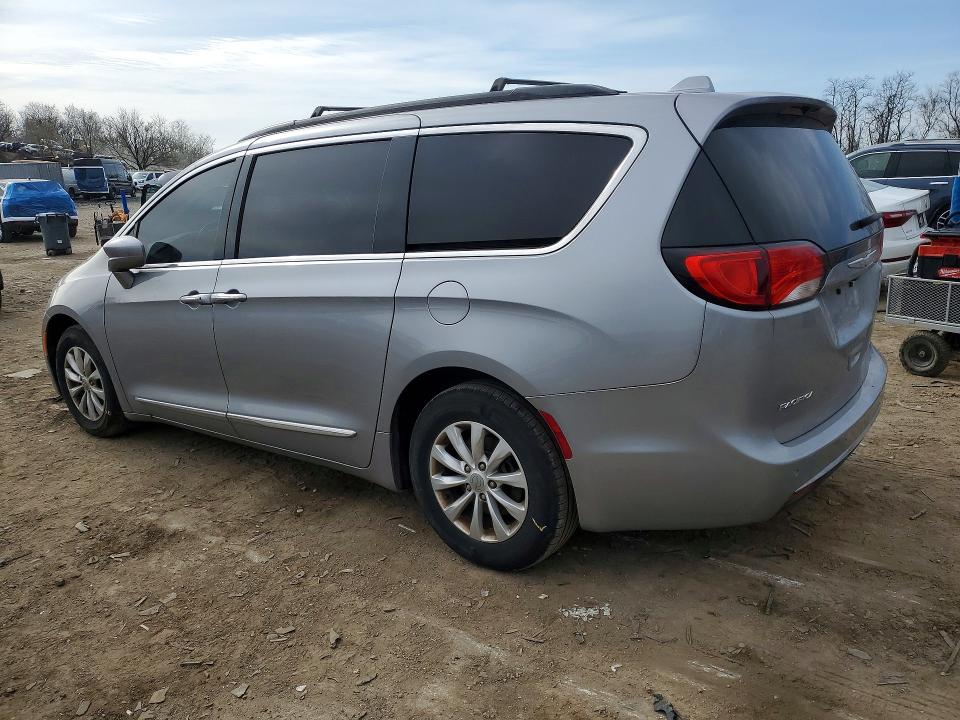 Продаж на аукціоні авто 2017 Chrysler Pacifica, vin: 2C4RC1BG8HR511889, номер лоту: 47416796