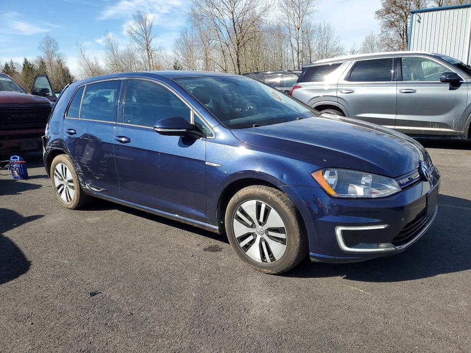 46229306 :رقم المزاد ، WVWKP7AU4GW901961 vin ، 2016 Volkswagen E-golf مزاد بيع
