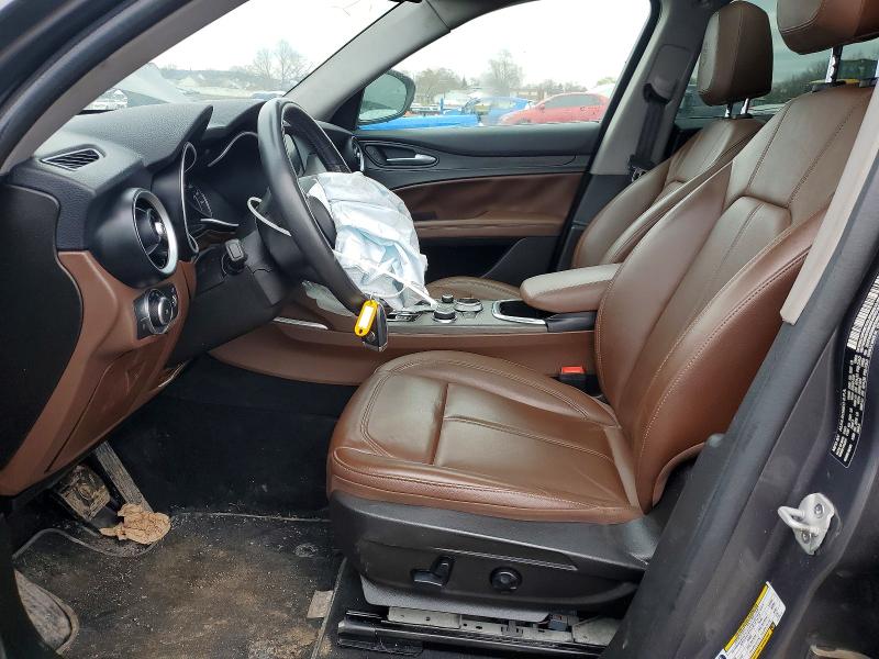 47589816 :رقم المزاد ، ZASPAKBN0M7D09519 vin ، 2021 Alfa Romeo Stelvio مزاد بيع