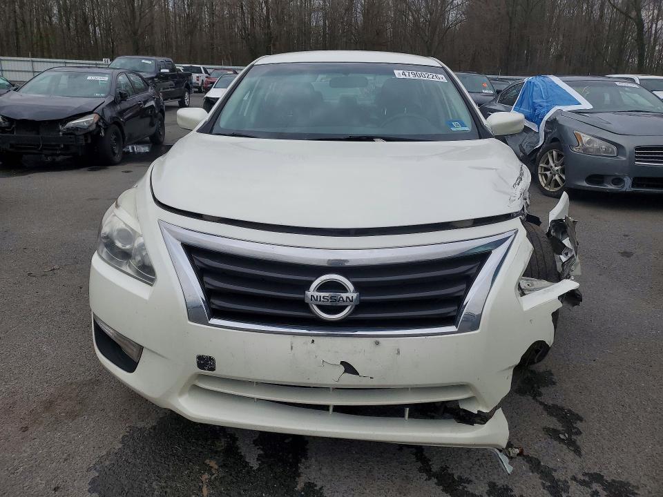 2015 Nissan Altima მანქანა იყიდება აუქციონზე, vin: 1N4AL3AP9FC469125, აუქციონის ნომერი: 47900226