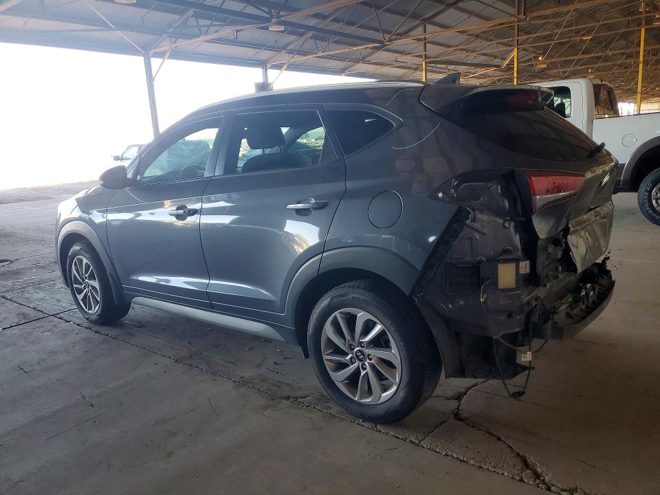 79485985 :رقم المزاد ، KM8J33A48JU772766 vin ، 2018 Hyundai Tucson مزاد بيع