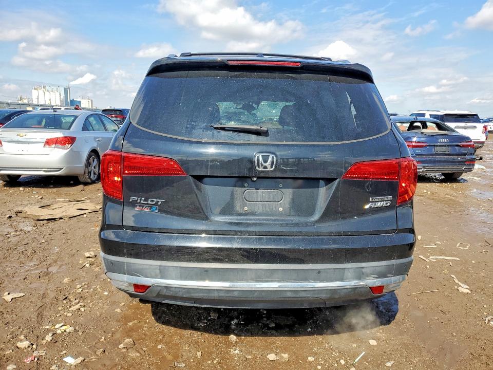 46442066 :رقم المزاد ، 5FNYF6H95JB051326 vin ، 2018 Honda Pilot مزاد بيع