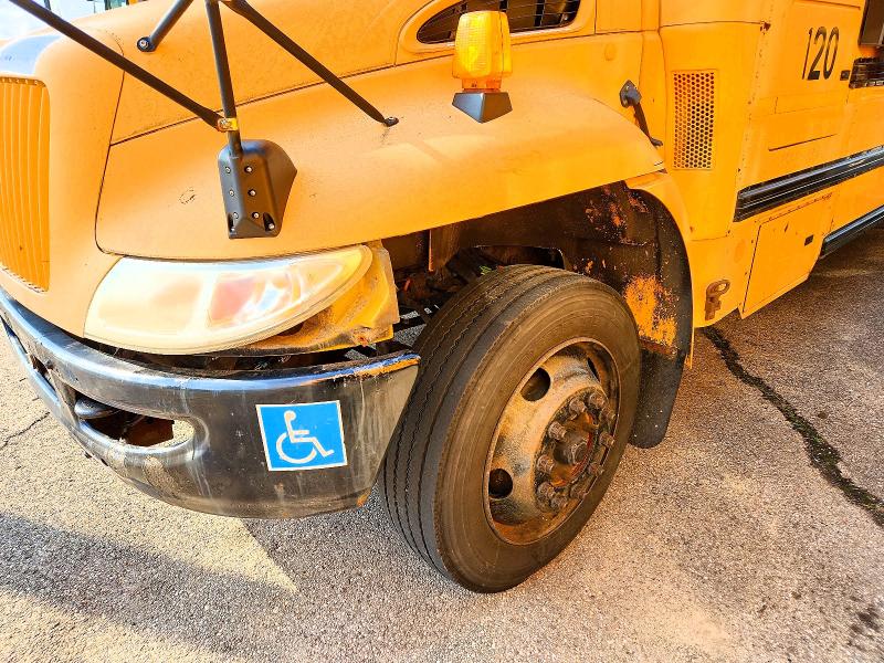 Продажа на аукционе авто 2011 Ic Corporation 3000, vin: 4DRBUAANXBB253083, номер лота: 41881036