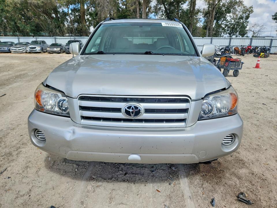79599665 :رقم المزاد ، JTEGD21A750119933 vin ، 2005 Toyota Highlander مزاد بيع