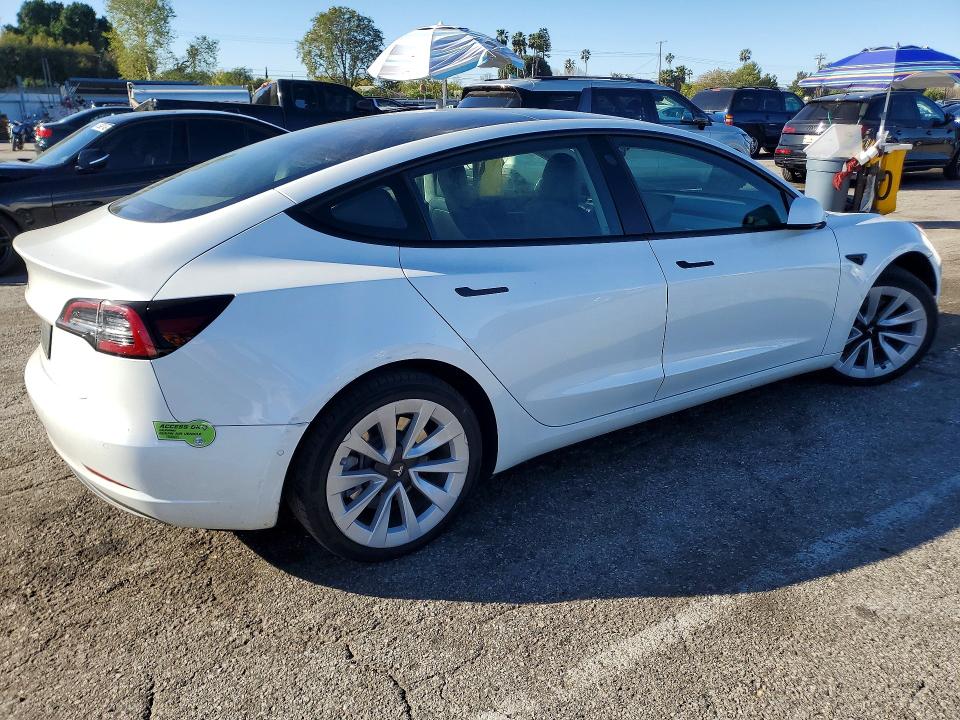 Продажа на аукционе авто 2022 Tesla Model 3, vin: 5YJ3E1EA3NF358689, номер лота: 79926975