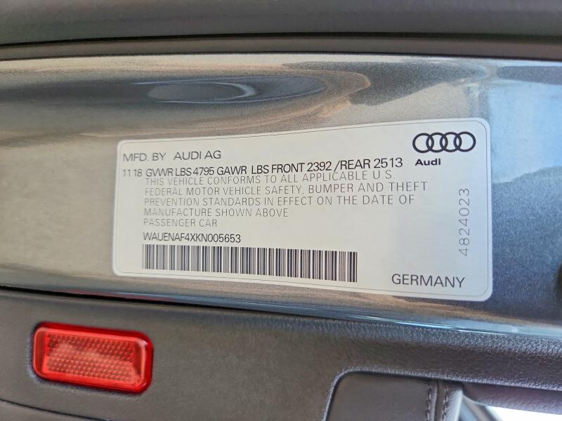 Продажа на аукционе авто 2019 Audi A4, vin: WAUENAF4XKN005653, номер лота: 77806205