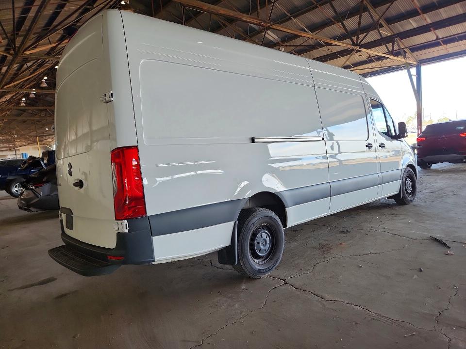 79908585 :رقم المزاد ، W1Y4VCHY1RT185651 vin ، 2024 Mercedes Benz Esprinter مزاد بيع
