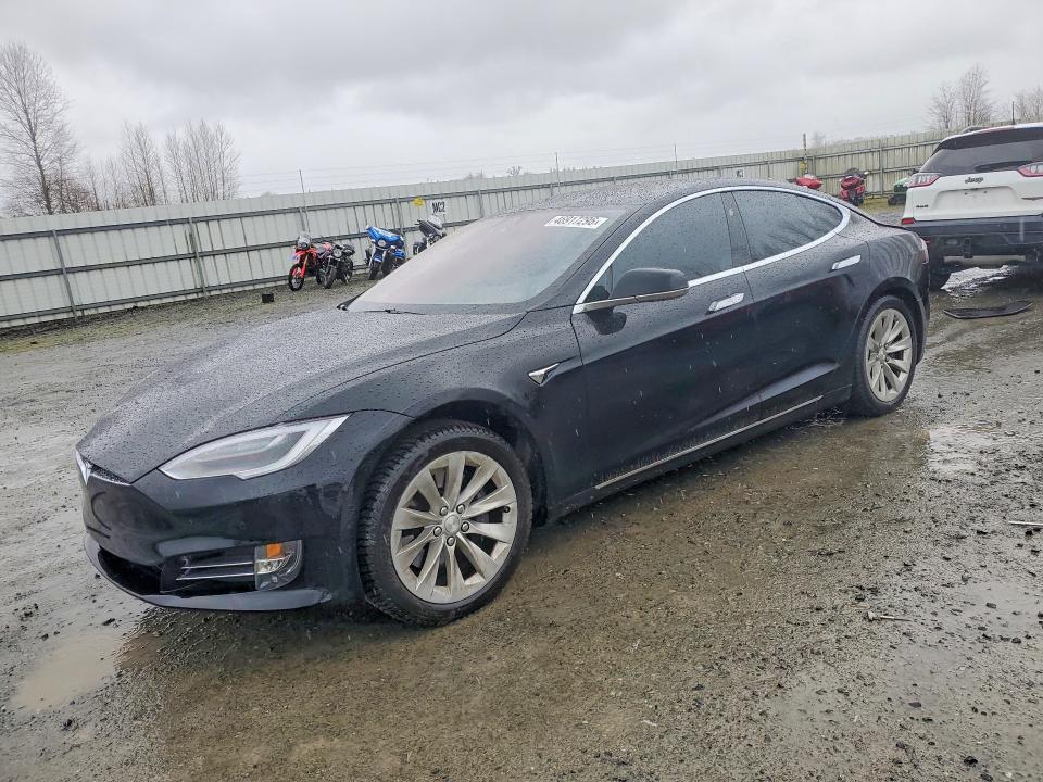 Aukcja sprzedaży 2017 Tesla Model S, vin: 5YJSA1E24HF231857, numer aukcji: 46917296
