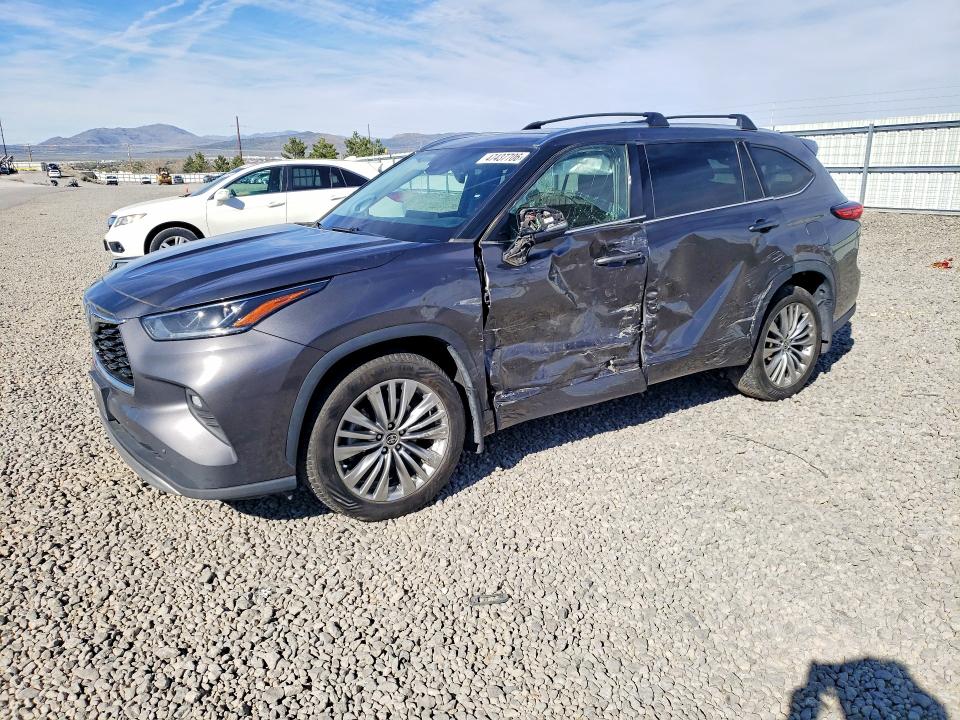 Aukcja sprzedaży 2022 Toyota Highlander Hybrid, vin: 5TDEBRCH3NS097379, numer aukcji: 47437706