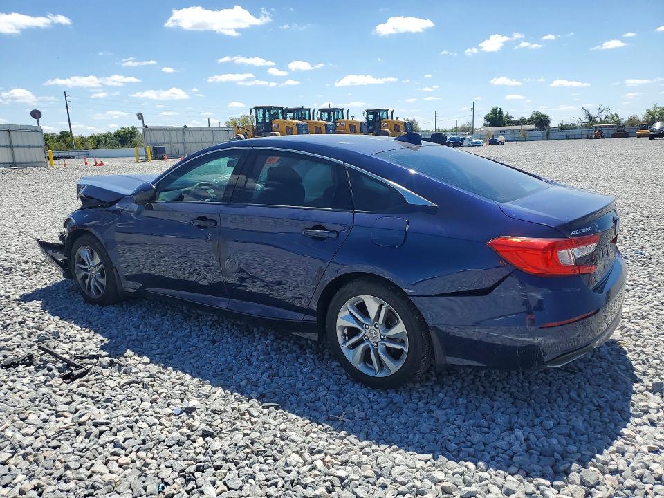 47102386 :رقم المزاد ، 1HGCV1F19JA028963 vin ، 2018 Honda Accord مزاد بيع