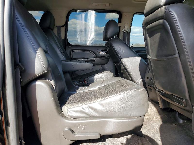 46282316 :رقم المزاد ، 1GKS2MEF9CR231202 vin ، 2012 Gmc Yukon Xl مزاد بيع