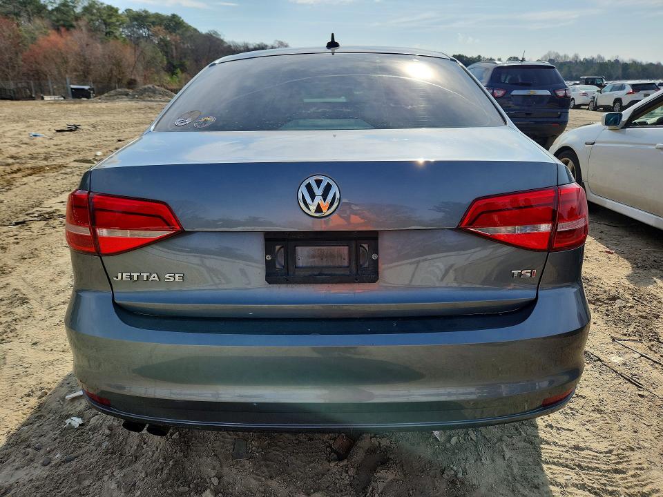 42045556 :رقم المزاد ، 3VWD17AJ9FM275089 vin ، 2015 Volkswagen Jetta مزاد بيع