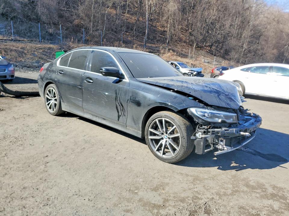 46400266 :رقم المزاد ، 3MW5R7J05M8C07401 vin ، 2021 Bmw 330xi مزاد بيع