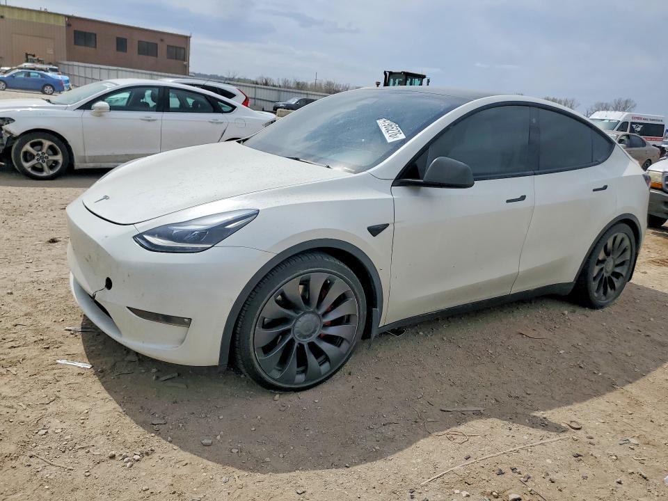 47965276 :رقم المزاد ، 7SAYGDEF7NF406145 vin ، 2022 Tesla Model Y مزاد بيع