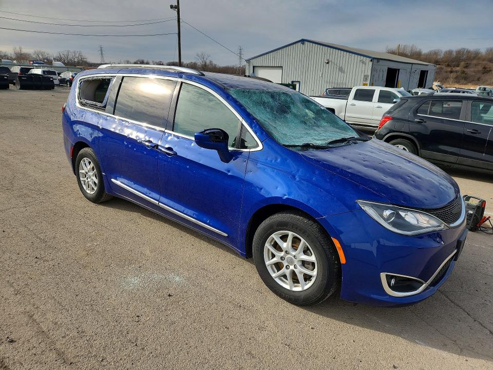 47000446 :رقم المزاد ، 2C4RC1BG7LR105627 vin ، 2020 Chrysler Pacifica مزاد بيع